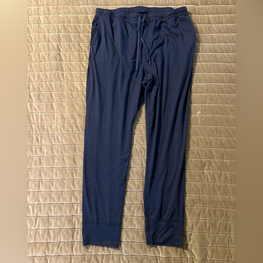 Quince Men's Deep Blue Joggers Size XL